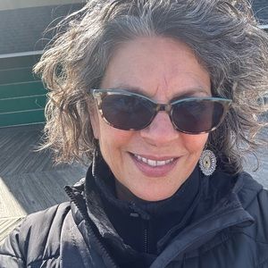 Meet your Posher, Rosa